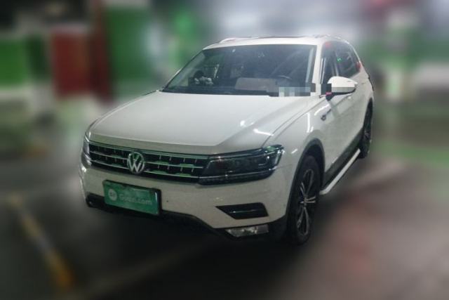 Używany Volkswagen Tiguan L 2017 330TSI Automatic Two-Wheel Drive Flagship Edition