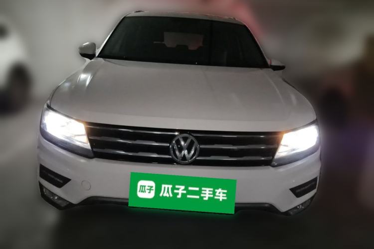 Used Volkswagen Tiguan L 2017 330TSI Automatic Two-Wheel Drive Luxury Edition Front
