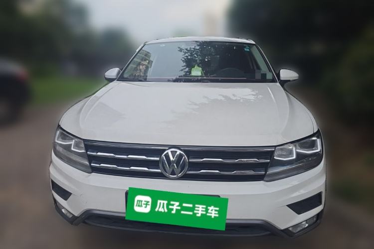 Used Volkswagen Tiguan L 2017 330TSI Automatic Two-Wheel Drive Luxury Edition Front