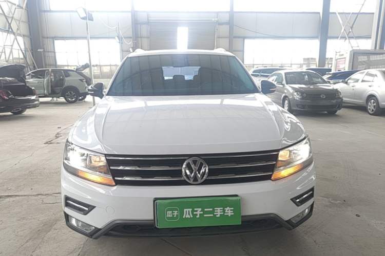 Used Volkswagen Tiguan L 2017 330TSI Automatic Two-Wheel Drive Luxury Edition Front