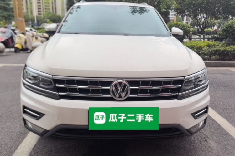Used Volkswagen Tiguan L 2017 380TSI Automatic All-Wheel-Drive Luxury Edition Front