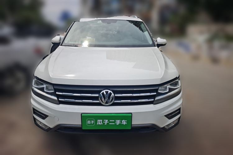 Used Volkswagen Tiguan L 2017 330TSI Automatic Two-Wheel Drive Comfort Edition Front