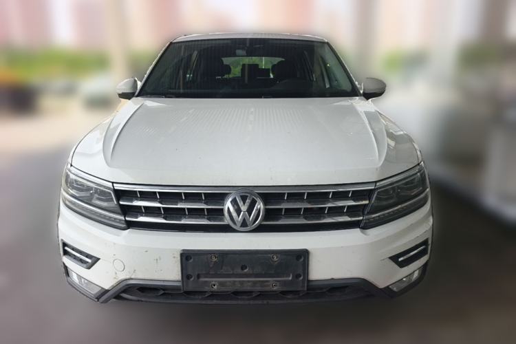 Used Volkswagen Tiguan L 2017 380TSI Automatic All-Wheel-Drive Luxury Edition Front