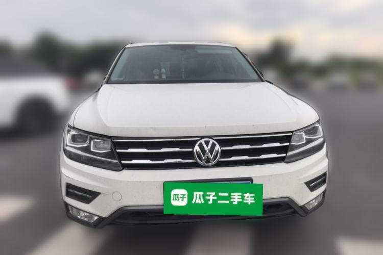 Used Volkswagen Tiguan L 2017 330TSI Automatic Two-Wheel Drive Luxury Edition Front