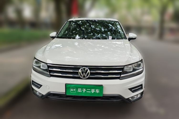 Used Volkswagen Tiguan L 2017 330TSI Automatic Two-Wheel Drive Luxury Edition Front