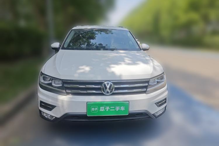Used Volkswagen Tiguan L 2017 330TSI Automatic Two-Wheel Drive Comfort Edition Front