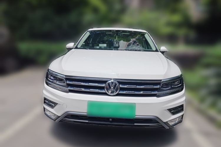 Used Volkswagen Tiguan L 2017 330TSI Automatic Two-Wheel Drive Luxury Edition Front
