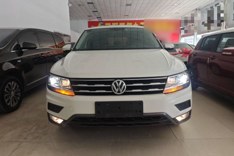 Used Volkswagen Tiguan L 2017 330TSI Automatic Two-Wheel Drive Luxury Edition Front