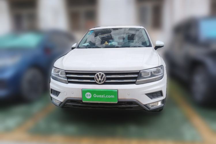Used Volkswagen Tiguan L 2017 330TSI Automatic Two-Wheel Drive Luxury Edition Front