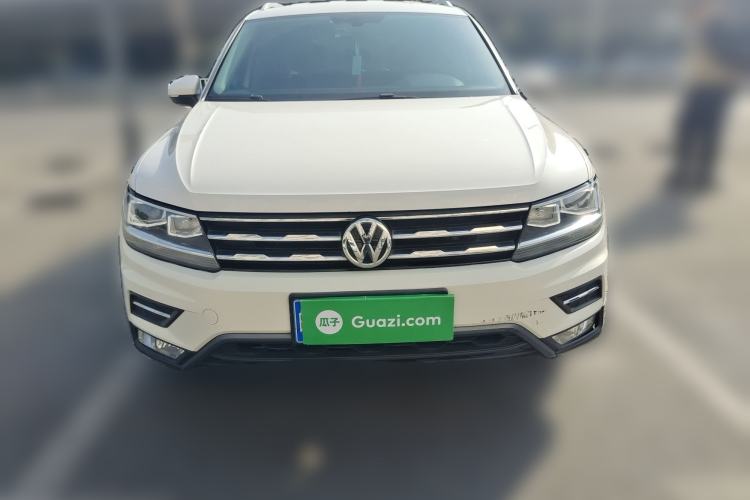 Used Volkswagen Tiguan L 2017 330TSI Automatic Two-Wheel Drive Comfort Edition Front