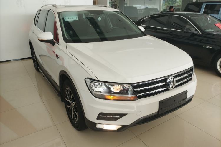 Used Volkswagen Tiguan L 2017 330TSI Automatic Two-Wheel Drive Luxury Edition