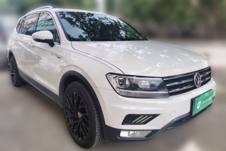 Used Volkswagen Tiguan L 2017 330TSI Automatic Two-Wheel Drive Flagship Edition Front Right 45 Deg