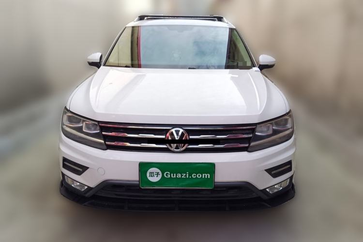 Used Volkswagen Tiguan L 2017 330TSI Automatic Two-Wheel Drive Luxury Edition Front