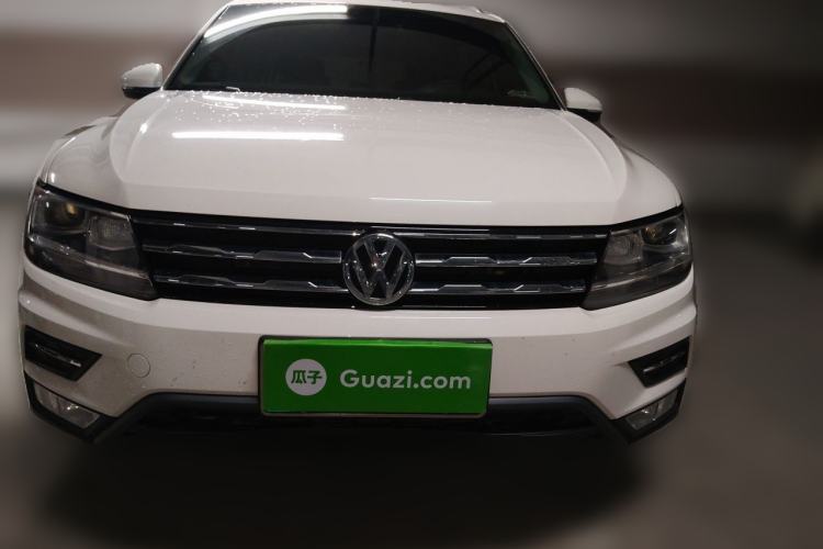 Used Volkswagen Tiguan L 2017 330TSI Automatic Two-Wheel Drive Luxury Edition Front