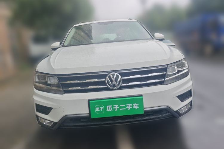 Used Volkswagen Tiguan L 2017 330TSI Automatic Two-Wheel Drive Luxury Edition Front