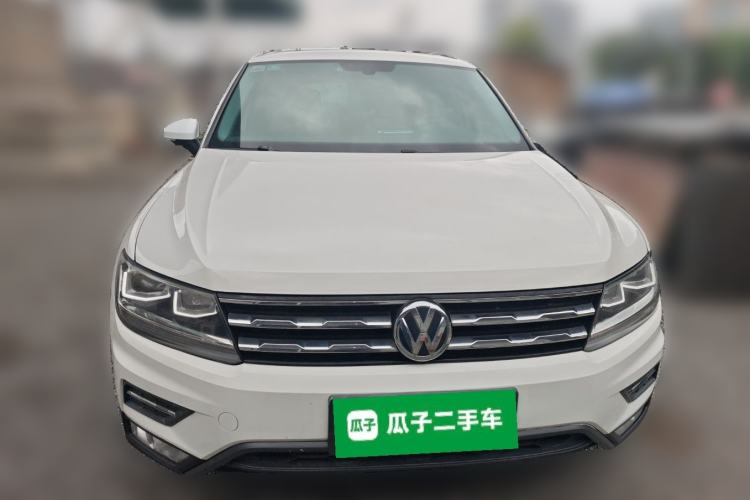 Used Volkswagen Tiguan L 2017 330TSI Automatic Two-Wheel Drive Luxury Edition Front