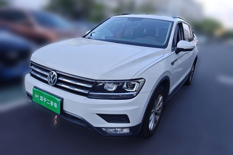 Used Volkswagen Tiguan L 2017 330TSI Automatic Two-Wheel Drive Luxury Edition Guazi used car, China used car export, Used car for sale, Used  cars, Cheapest cars for sale