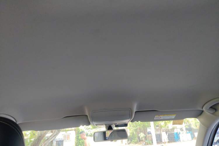 Used Volkswagen Tiguan L 2017 330TSI Automatic Two-Wheel Drive Comfort Edition Headliner
