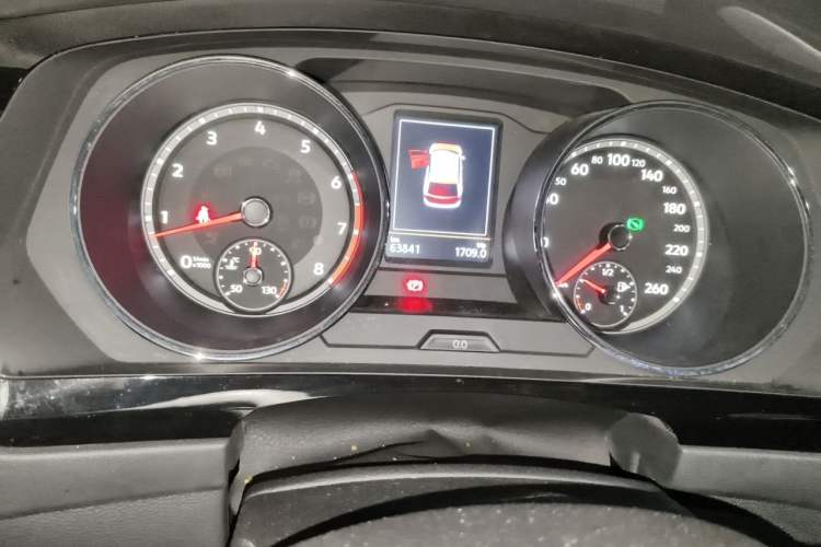 Used Volkswagen Tiguan L 2017 330TSI Automatic Two-Wheel Drive Luxury Edition Instrument Cluster