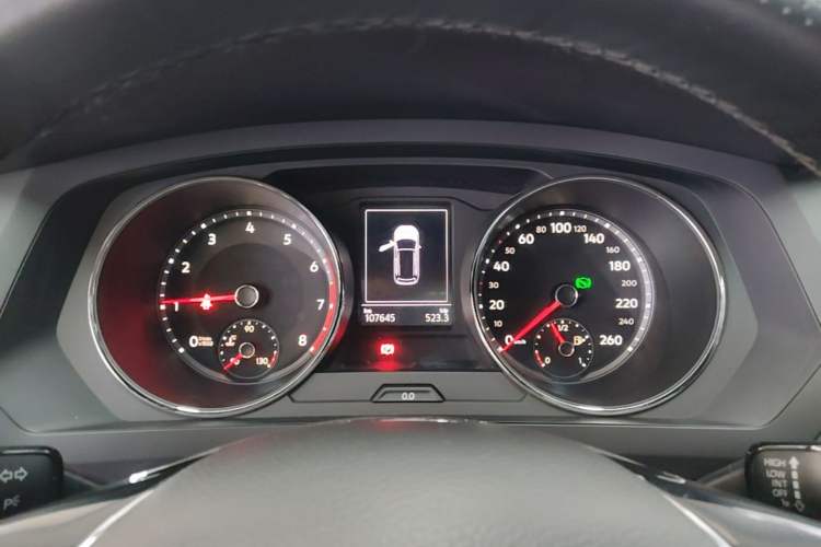 Used Volkswagen Tiguan L 2017 330TSI Automatic Two-Wheel Drive Luxury Edition Instrument Cluster