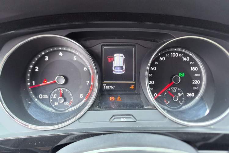 Used Volkswagen Tiguan L 2017 380TSI Automatic All-Wheel-Drive Luxury Edition Instrument Cluster