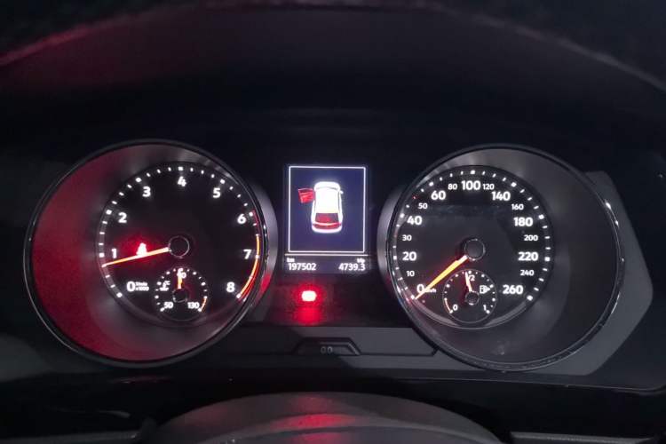 Used Volkswagen Tiguan L 2017 330TSI Automatic Two-Wheel Drive Luxury Edition Instrument Cluster