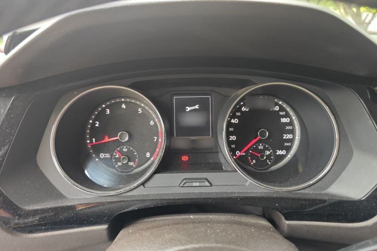 Used Volkswagen Tiguan L 2017 330TSI Automatic Two-Wheel Drive Luxury Edition Instrument Cluster