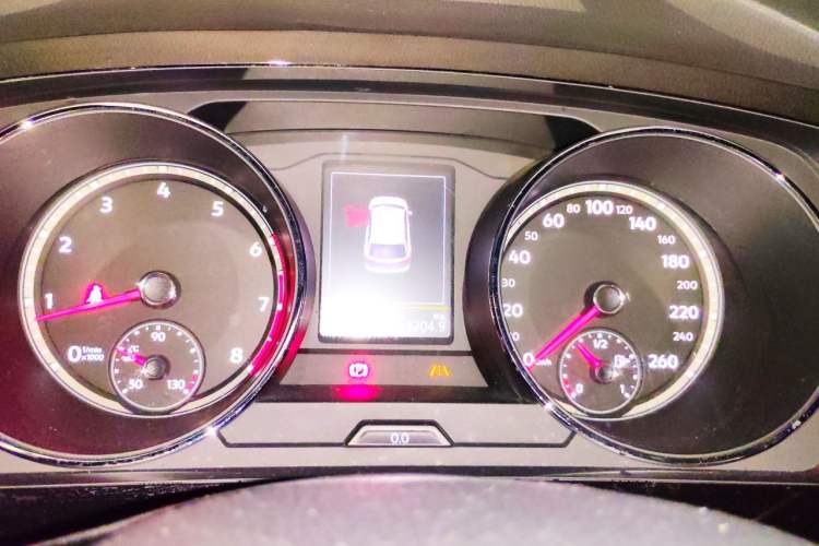 Used Volkswagen Tiguan L 2017 380TSI Automatic All-Wheel Drive Supreme Flagship Edition Instrument Cluster