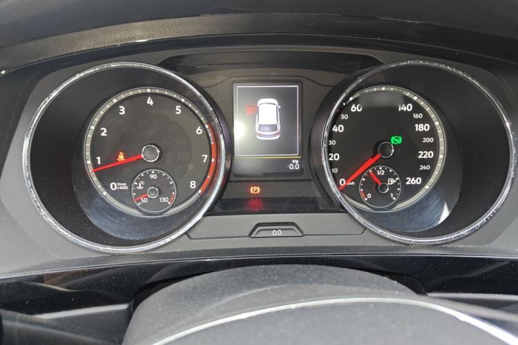 Used Volkswagen Tiguan L 2017 330TSI Automatic Two-Wheel Drive Comfort Edition Instrument Cluster