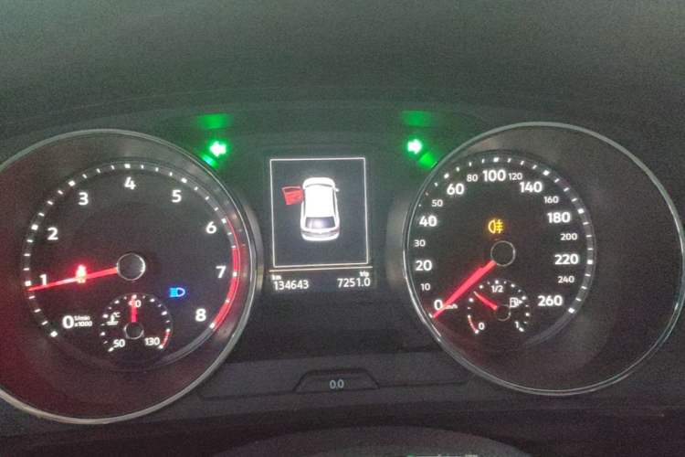 Used Volkswagen Tiguan L 2017 330TSI Automatic Two-Wheel Drive Luxury Edition Instrument Cluster
