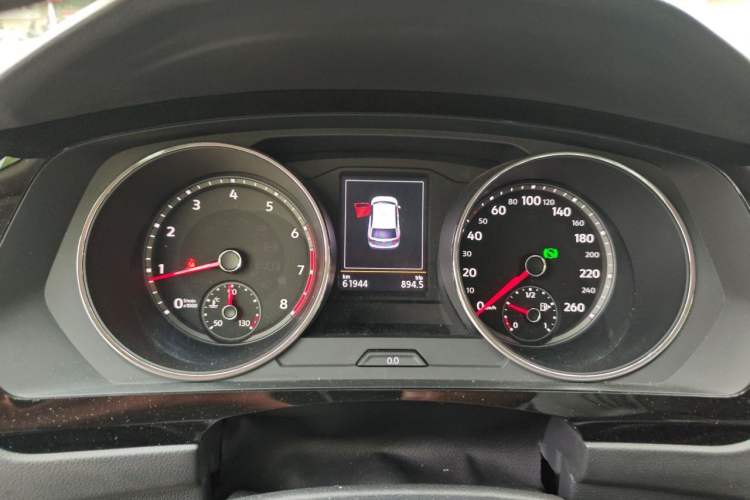 Used Volkswagen Tiguan L 2017 330TSI Automatic Two-Wheel Drive Luxury Edition Instrument Cluster