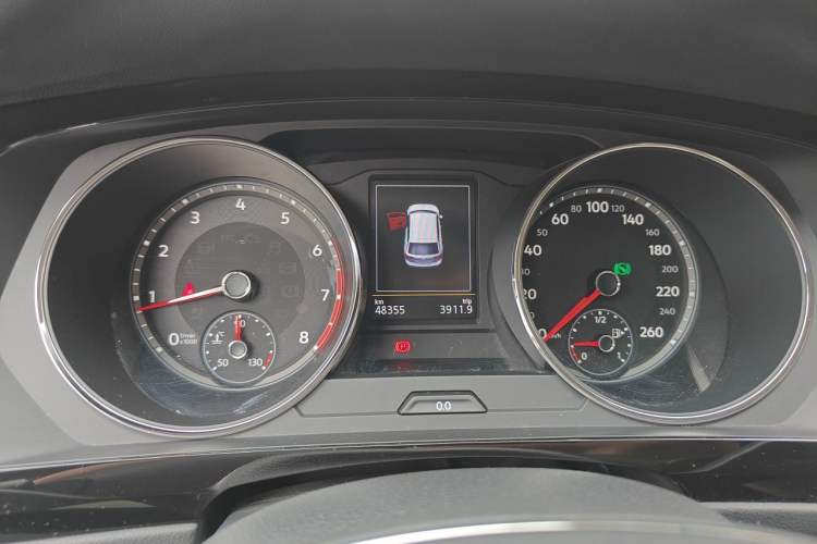 Used Volkswagen Tiguan L 2017 330TSI Automatic Two-Wheel Drive Luxury Edition Instrument Cluster