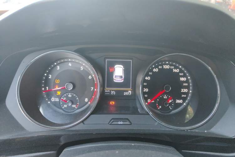 Used Volkswagen Tiguan L 2017 330TSI Automatic Two-Wheel Drive Luxury Edition Instrument Cluster
