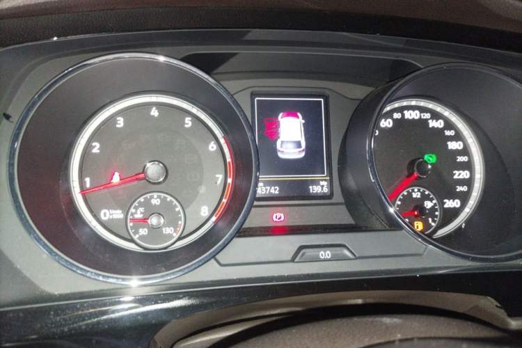 Used Volkswagen Tiguan L 2017 330TSI Automatic Two-Wheel Drive Luxury Edition Instrument Cluster