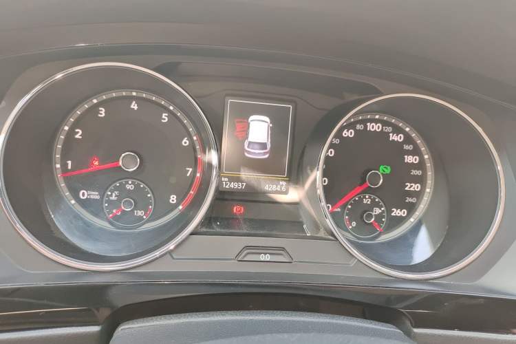 Used Volkswagen Tiguan L 2017 330TSI Automatic Two-Wheel Drive Comfort Edition Instrument Cluster