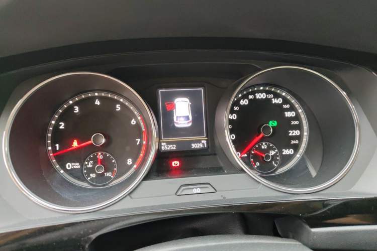 Used Volkswagen Tiguan L 2017 380TSI Automatic All-Wheel-Drive Luxury Edition Instrument Cluster