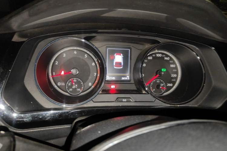 Used Volkswagen Tiguan L 2017 330TSI Automatic Two-Wheel Drive Luxury Edition Instrument Cluster
