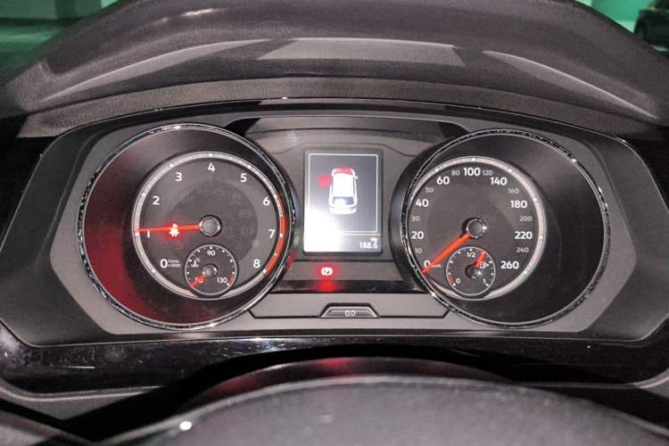 Used Volkswagen Tiguan L 2017 330TSI Automatic Two-Wheel Drive Comfort Edition Instrument Cluster