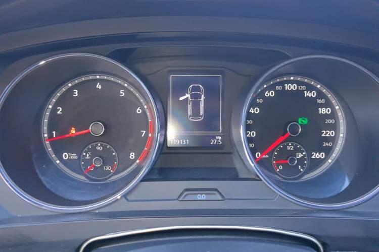 Used Volkswagen Tiguan L 2017 330TSI Automatic Two-Wheel Drive Luxury Edition Instrument Cluster
