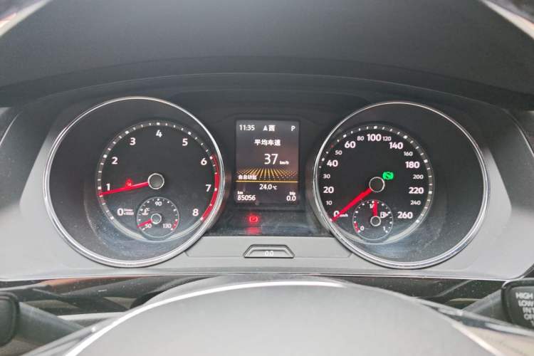 Used Volkswagen Tiguan L 2017 380TSI Automatic All-Wheel-Drive Luxury Edition Instrument Cluster
