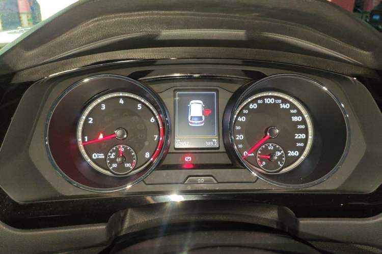 Used Volkswagen Tiguan L 2017 380TSI Automatic All-Wheel-Drive Luxury Edition Instrument Cluster