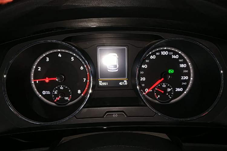 Used Volkswagen Tiguan L 2017 330TSI Automatic Two-Wheel Drive Luxury Edition Instrument Cluster