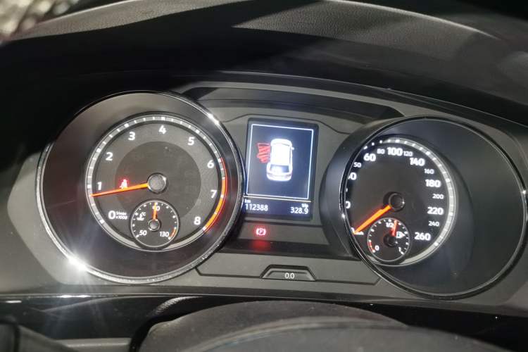Used Volkswagen Tiguan L 2017 330TSI Automatic Two-Wheel Drive Flagship Edition Instrument Cluster