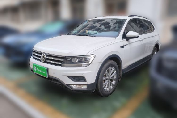Used Volkswagen Tiguan L 2017 330TSI Automatic Two-Wheel Drive Luxury Edition Guazi used car, China used car export, Used car for sale, Used  cars, Cheapest cars for sale