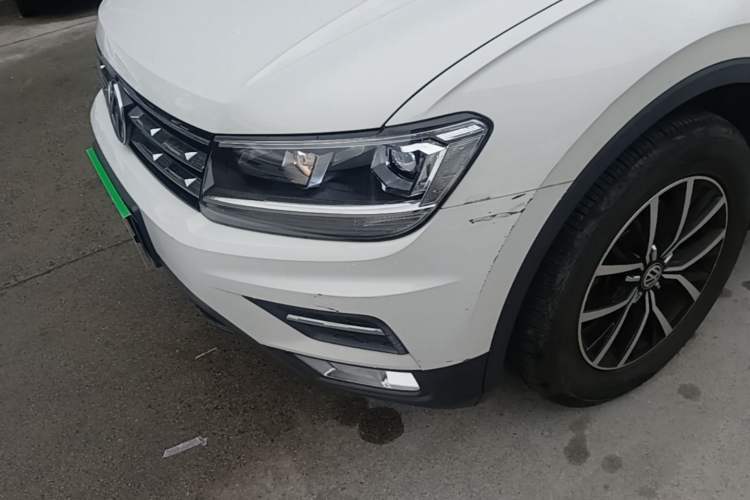 Used Volkswagen Tiguan L 2017 330TSI Automatic Two-Wheel Drive Luxury Edition Left Front Headlight