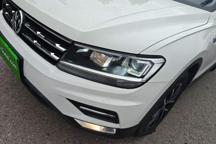 Used Volkswagen Tiguan L 2017 330TSI Automatic Two-Wheel Drive Luxury Edition Left Front Headlight