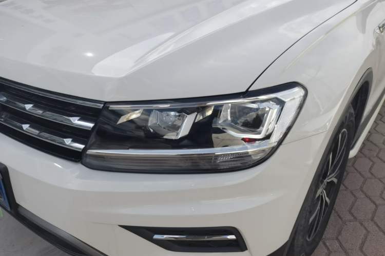 Used Volkswagen Tiguan L 2017 330TSI Automatic Two-Wheel Drive Luxury Edition Left Front Headlight