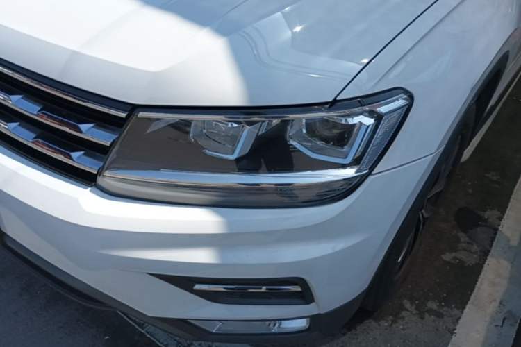Used Volkswagen Tiguan L 2017 330TSI Automatic Two-Wheel Drive Luxury Edition Left Front Headlight