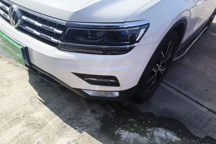 Used Volkswagen Tiguan L 2017 380TSI Automatic All-Wheel Drive Supreme Flagship Edition Left Front Headlight