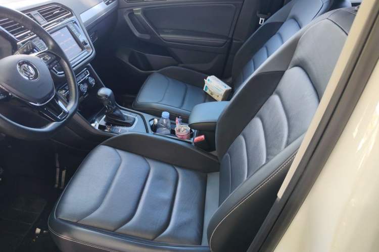 Used Volkswagen Tiguan L 2017 330TSI Automatic Two-Wheel Drive Comfort Edition Left Front Seat
